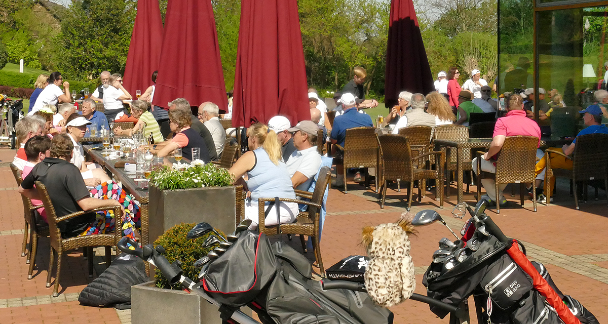 Osterfeuerturnier 2019 Terrasse