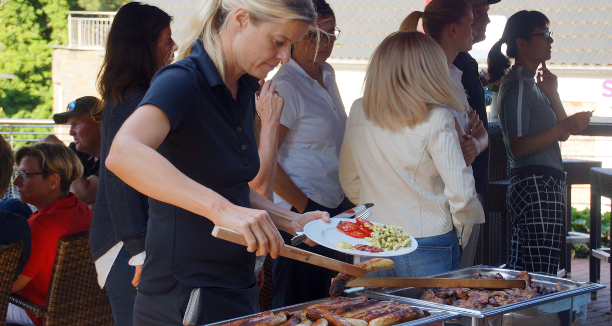 Ritter und Knappe 2019 Buffet Internet