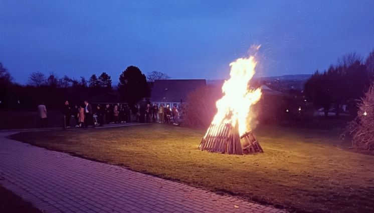 Feuer und Wasser zum Osterturnier